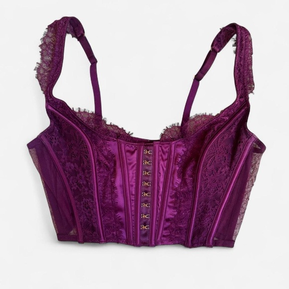 Victoria’s Secret purple lace corset crop top - Picture 1 of 8